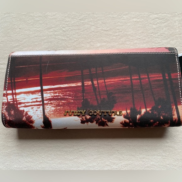 JUICY COUTURE Palm Tree Clutch, Tropical, Redish-Orangey Pink, 10” x 5”, NEW - Picture 6 of 12